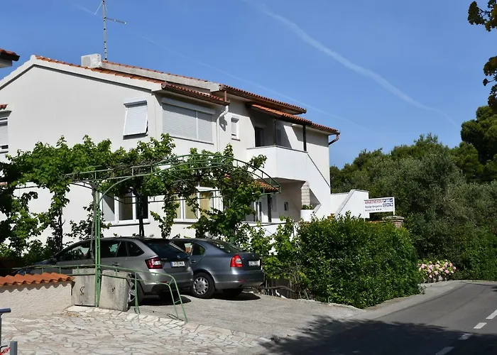 Apartments Josip