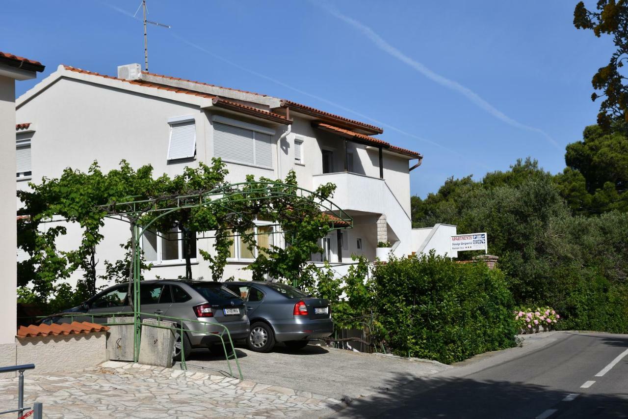Josip Apartment Rab Town