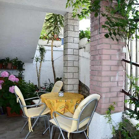 Apartments Josip Rab Town Exterior foto